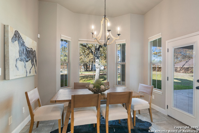 Listing photo id 18 for 112 Elk Run  