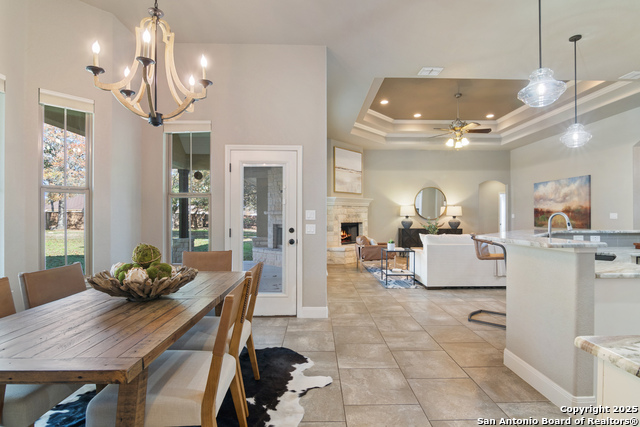 Listing photo id 19 for 112 Elk Run  