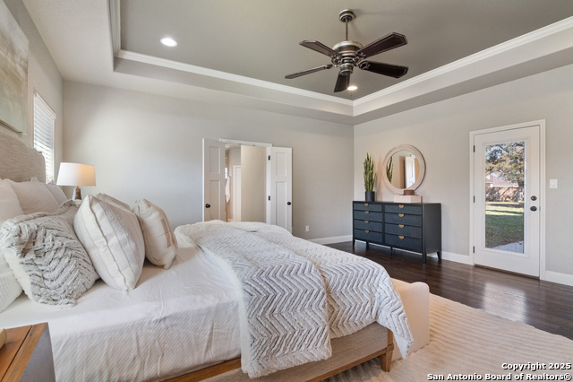 Listing photo id 23 for 112 Elk Run  