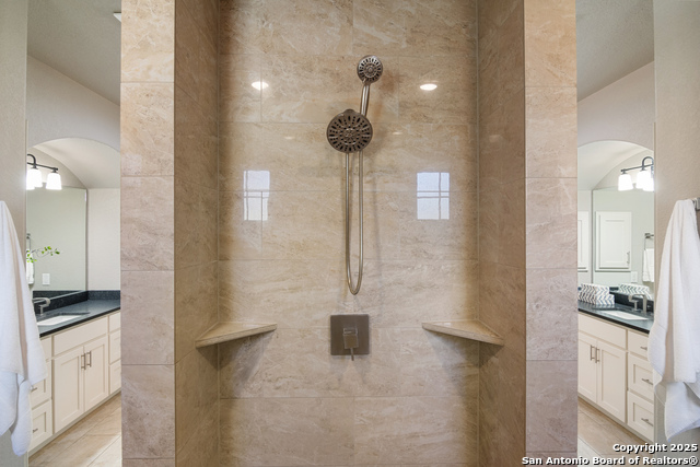 Listing photo id 29 for 112 Elk Run  