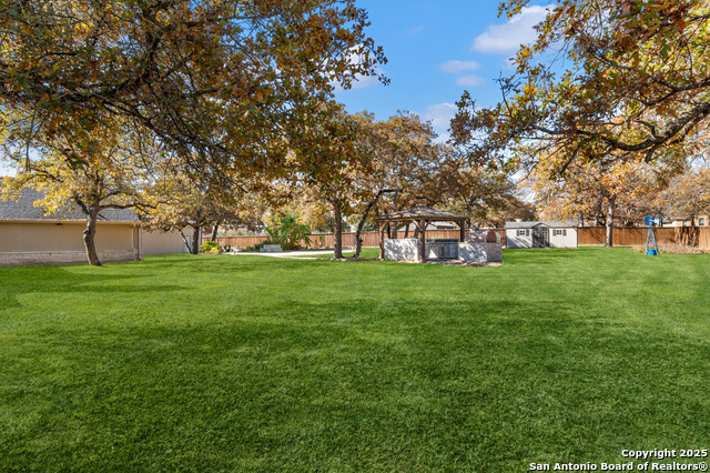 Listing photo id 47 for 112 Elk Run  