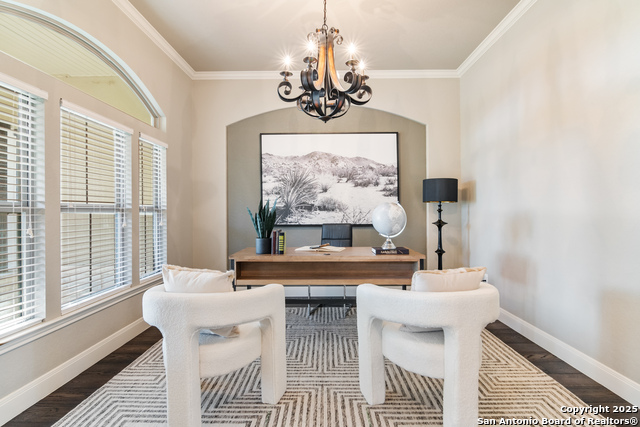 Listing photo id 5 for 112 Elk Run  