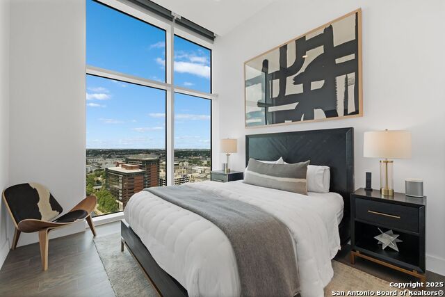 Listing photo id 18 for 123 Lexington  1806