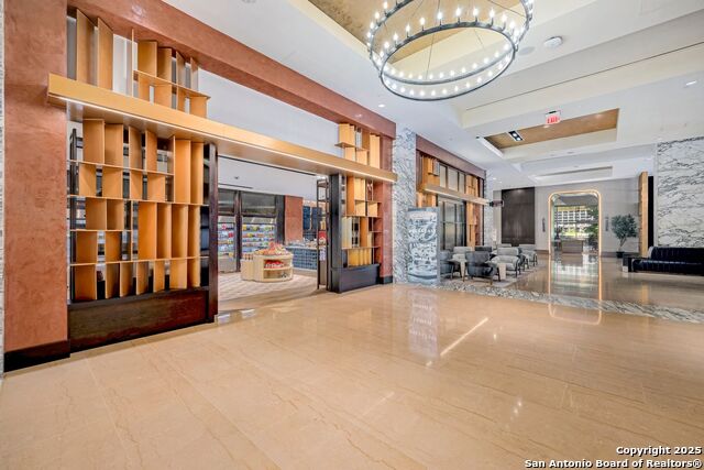 Image 24 of 29 For 610 Market E Unit 2811