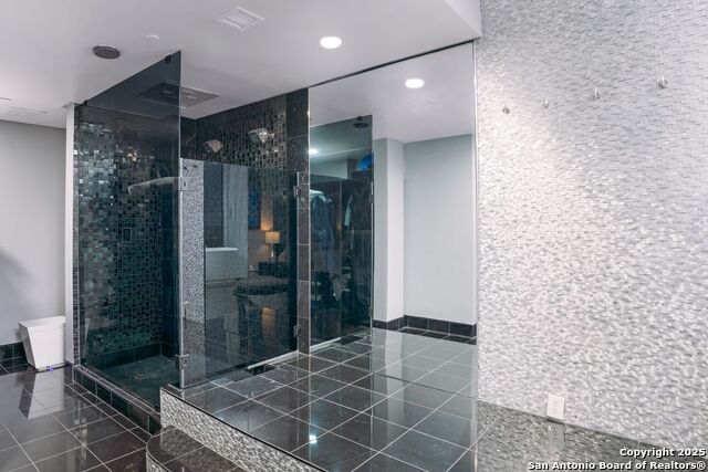 Image 10 of 24 For 610 Market E Unit 2818