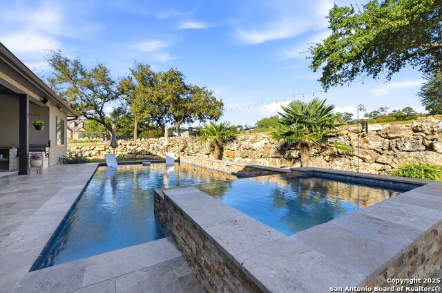 Details for 6 Sendero Pt, Fair Oaks Ranch, TX 78015