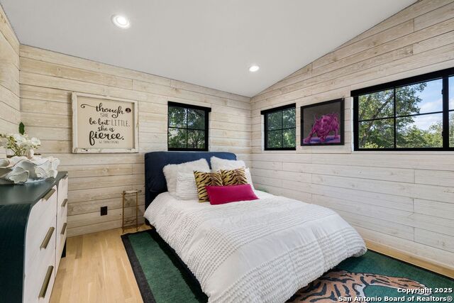 Image 23 of 38 For 301 Primrose Place