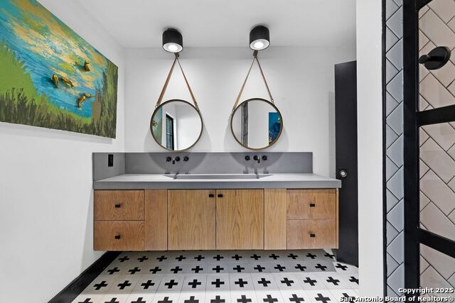 Image 24 of 38 For 301 Primrose Place