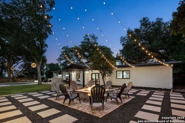 Image 37 of 38 For 301 Primrose Place