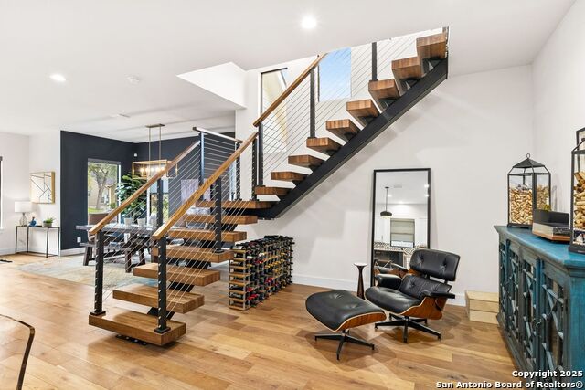 Listing photo id 9 for 507 Normandy