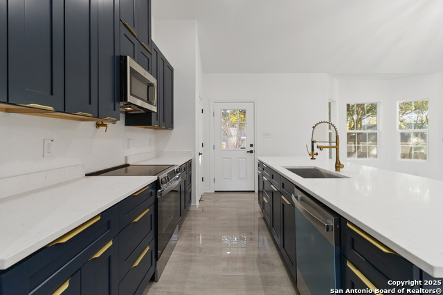 Image 21 of 39 For 4606 Oak Climb