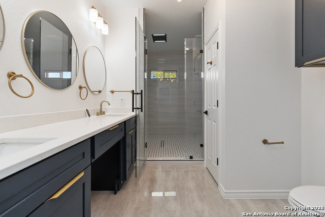 Image 23 of 39 For 4606 Oak Climb