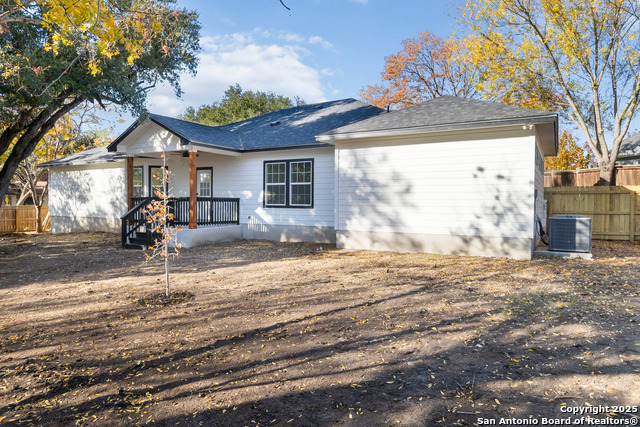 Image 39 of 39 For 4606 Oak Climb