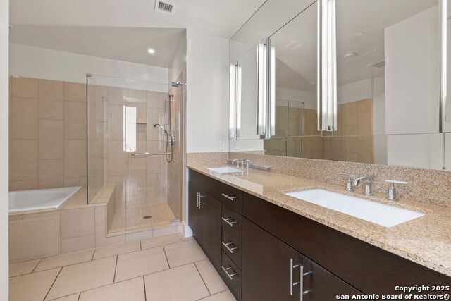 Image 10 of 26 For 610 Market E 2508