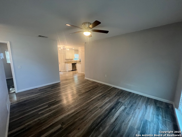 Image 2 of 27 For 4606 Avenida Prima