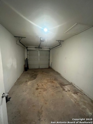 Image 26 of 27 For 4606 Avenida Prima