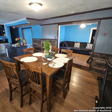 Image 4 of 9 For 2006 Virginia