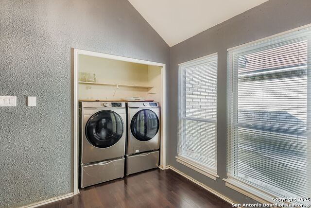 Image 17 of 29 For 3215 Morning Crk