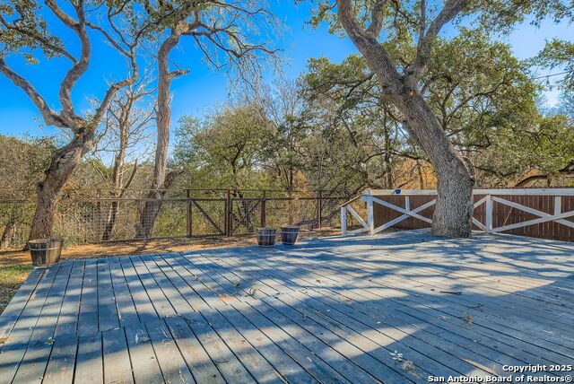 Image 19 of 29 For 3215 Morning Crk