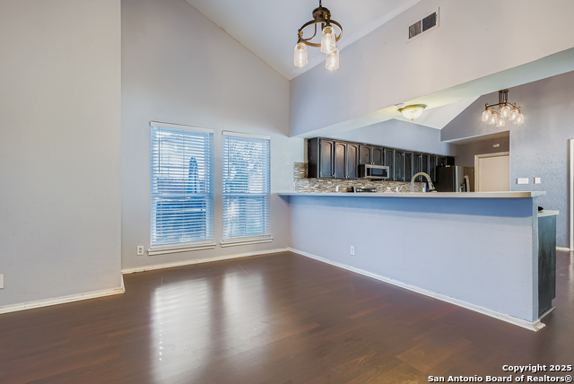 Image 26 of 29 For 3215 Morning Crk