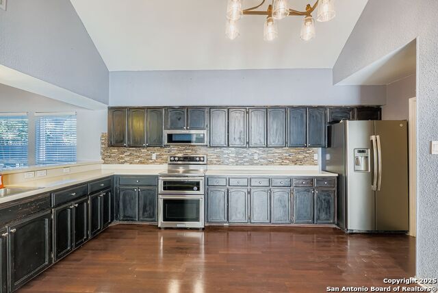 Image 8 of 29 For 3215 Morning Crk