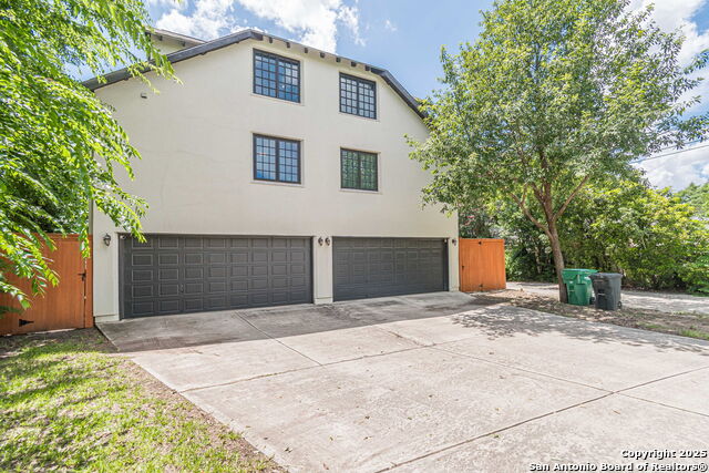 Image 16 of 25 For 519 Circle A