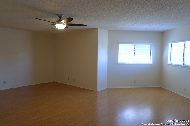 Image 21 of 34 For 7515 Foss Meadows