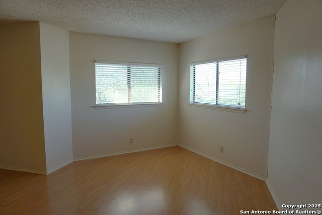 Image 22 of 34 For 7515 Foss Meadows