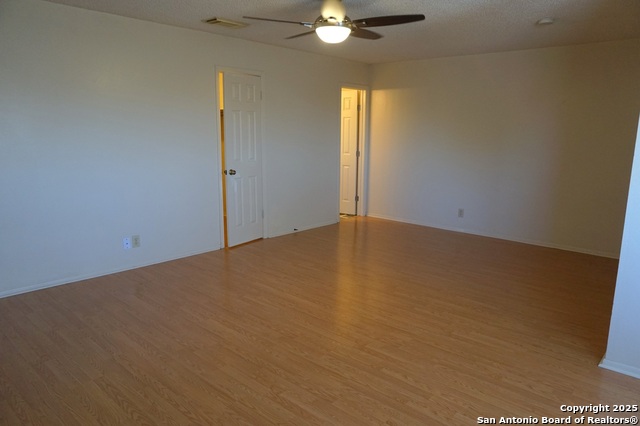 Image 23 of 34 For 7515 Foss Meadows