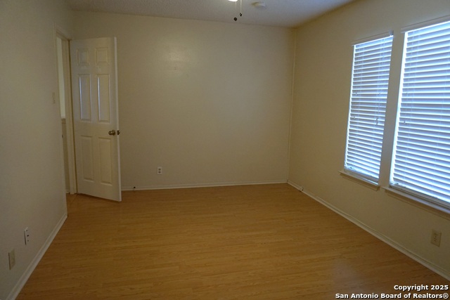 Image 28 of 34 For 7515 Foss Meadows