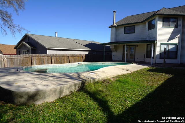 Image 32 of 34 For 7515 Foss Meadows