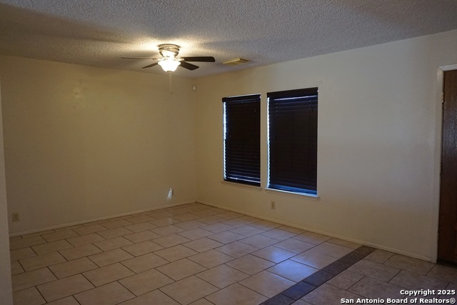 Image 5 of 34 For 7515 Foss Meadows