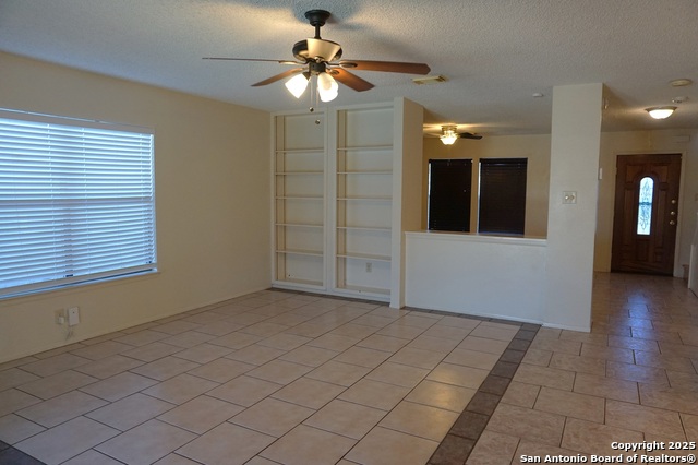 Image 8 of 34 For 7515 Foss Meadows