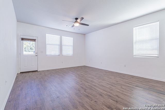 Image 10 of 39 For 6739 Freedom