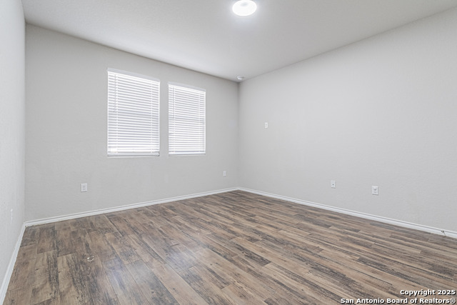 Image 15 of 39 For 6739 Freedom