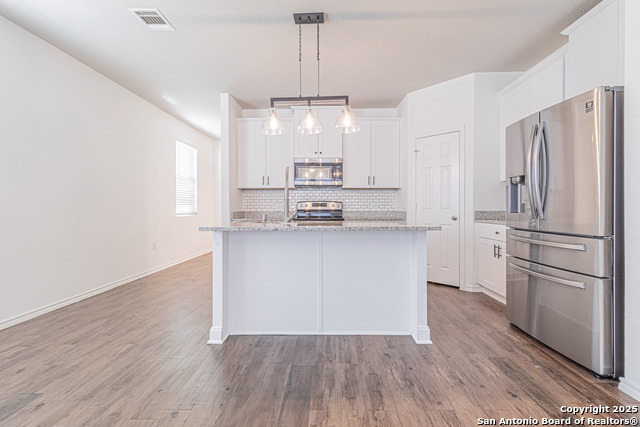 Image 5 of 39 For 6739 Freedom