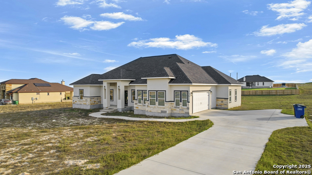 Details for 136 Summer Meadow, La Vernia, TX 78121
