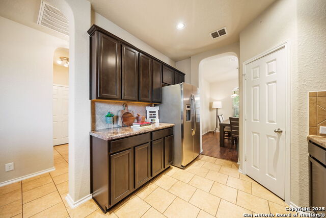 Image 10 of 39 For 133 Finch Knoll