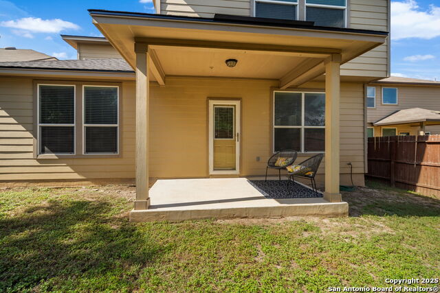 Image 35 of 39 For 133 Finch Knoll