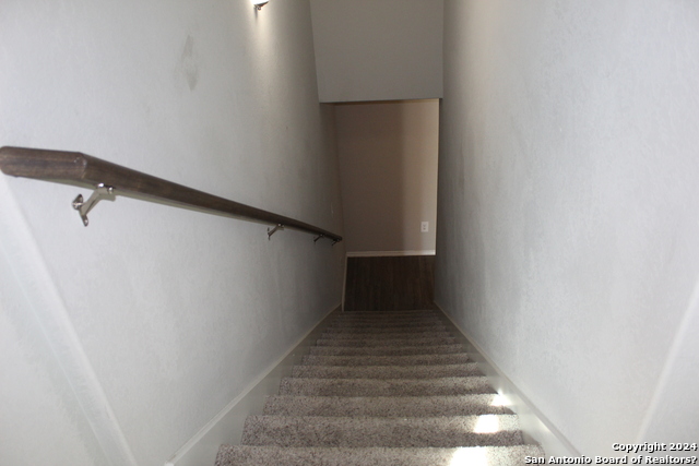 Image 11 of 24 For 6522 Babcock Terrace