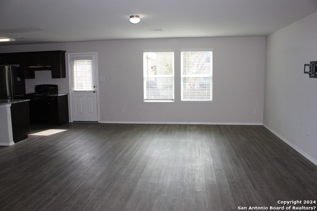 Image 4 of 24 For 6522 Babcock Terrace