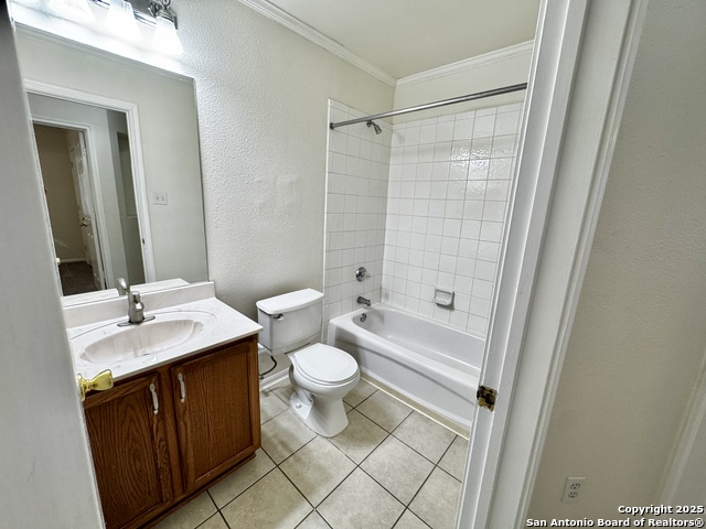 Image 32 of 48 For 4447 Amandas Cove