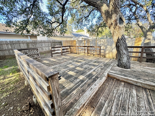 Image 43 of 48 For 4447 Amandas Cove