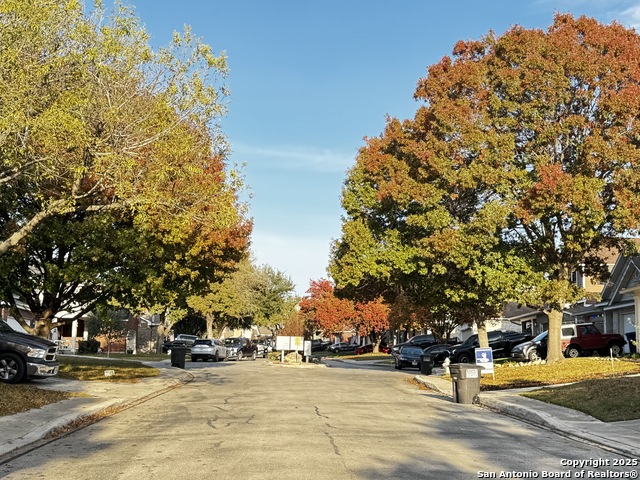 Image 45 of 48 For 4447 Amandas Cove