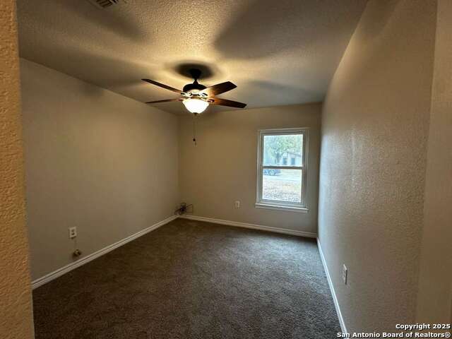 Image 5 of 8 For 7410 Oak Marsh