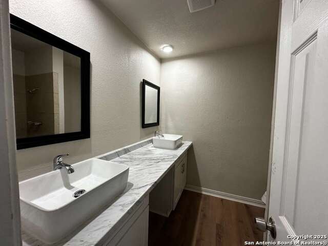 Image 6 of 8 For 7410 Oak Marsh