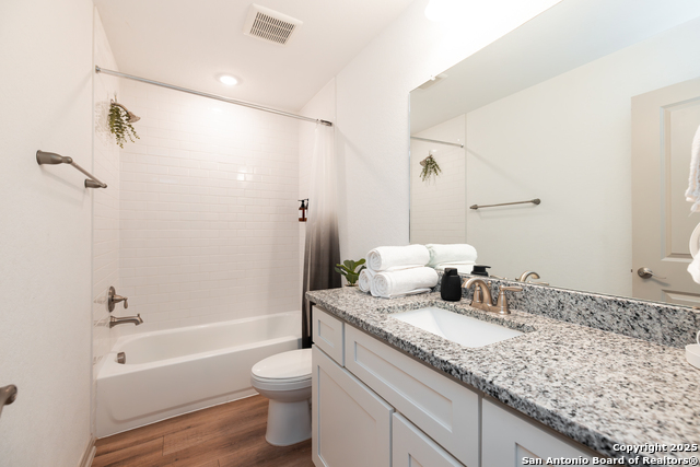 Image 14 of 46 For 7508 Magnolia Village