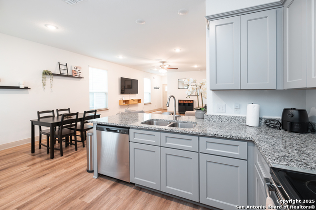 Image 26 of 46 For 7508 Magnolia Village