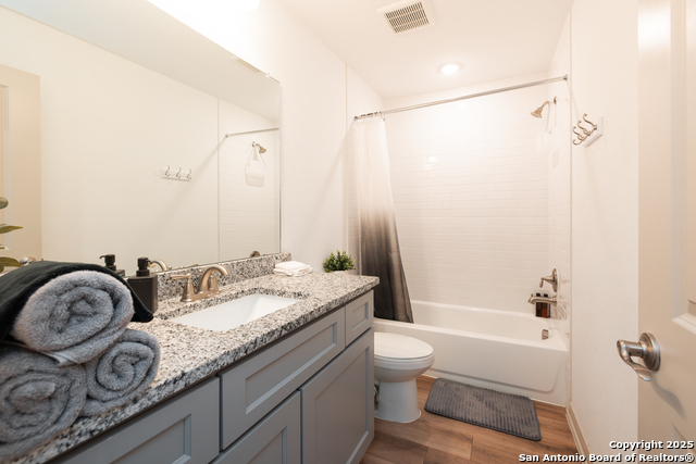 Image 35 of 46 For 7508 Magnolia Village