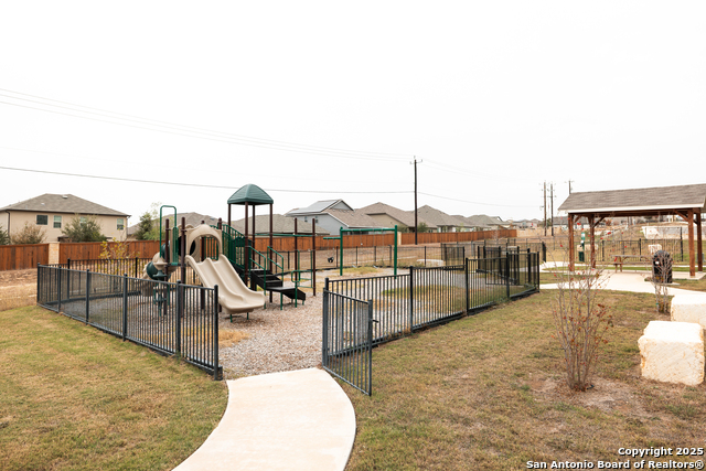 Image 43 of 46 For 7508 Magnolia Village